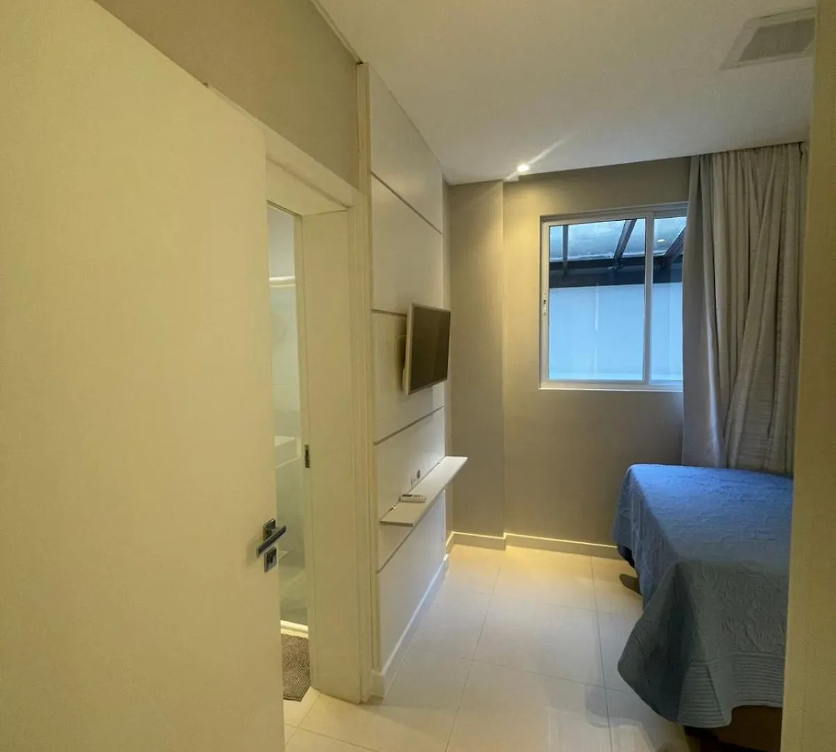 شقة Apartamento 3 Suites Meia Praia - Itapema - 90 Metros Do Mar